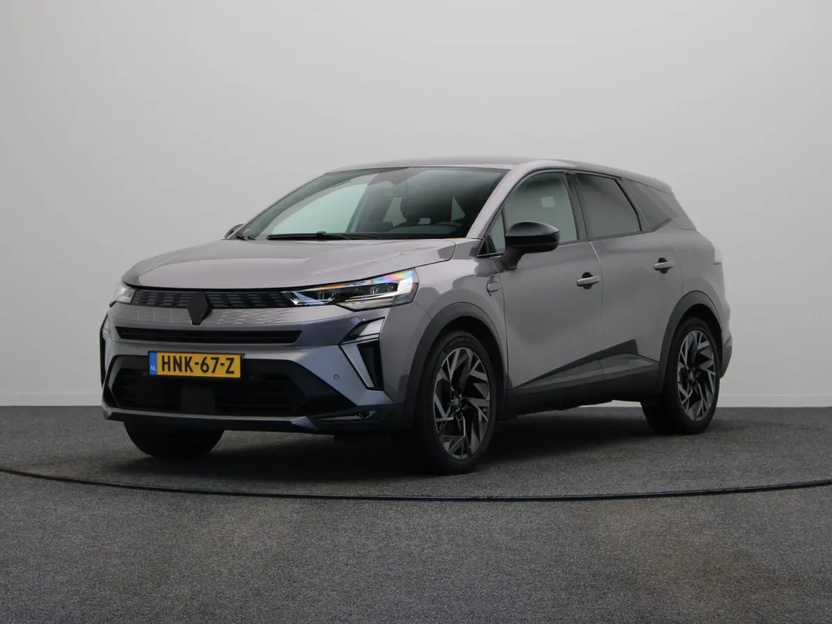 1.6 E-Tech full hybrid 145 esprit Alpine | LED | Achteruitrijcamera | Verwarmt stuurwiel | Keyless | Adaptive cruise.