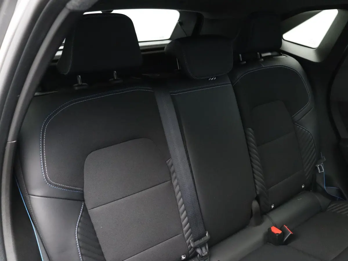 1.6 E-Tech full hybrid 145 esprit Alpine | LED | Achteruitrijcamera | Verwarmt stuurwiel | Keyless | Adaptive cruise.