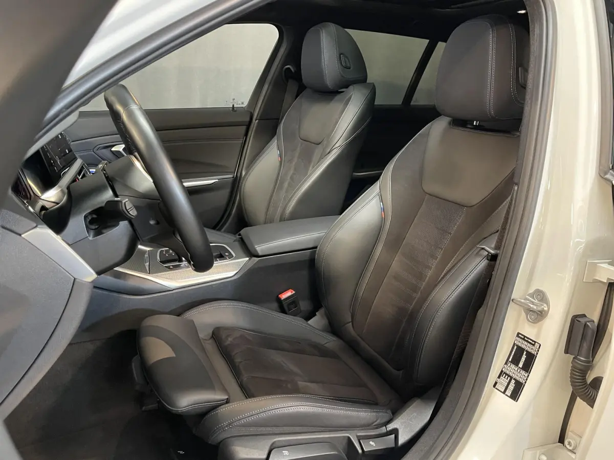 330i M Sport 18"/Panoramadak/Laser LED/Harman Kardon/Dodehoek/Adaptieve cruise/Keyless/Stoelverwarming