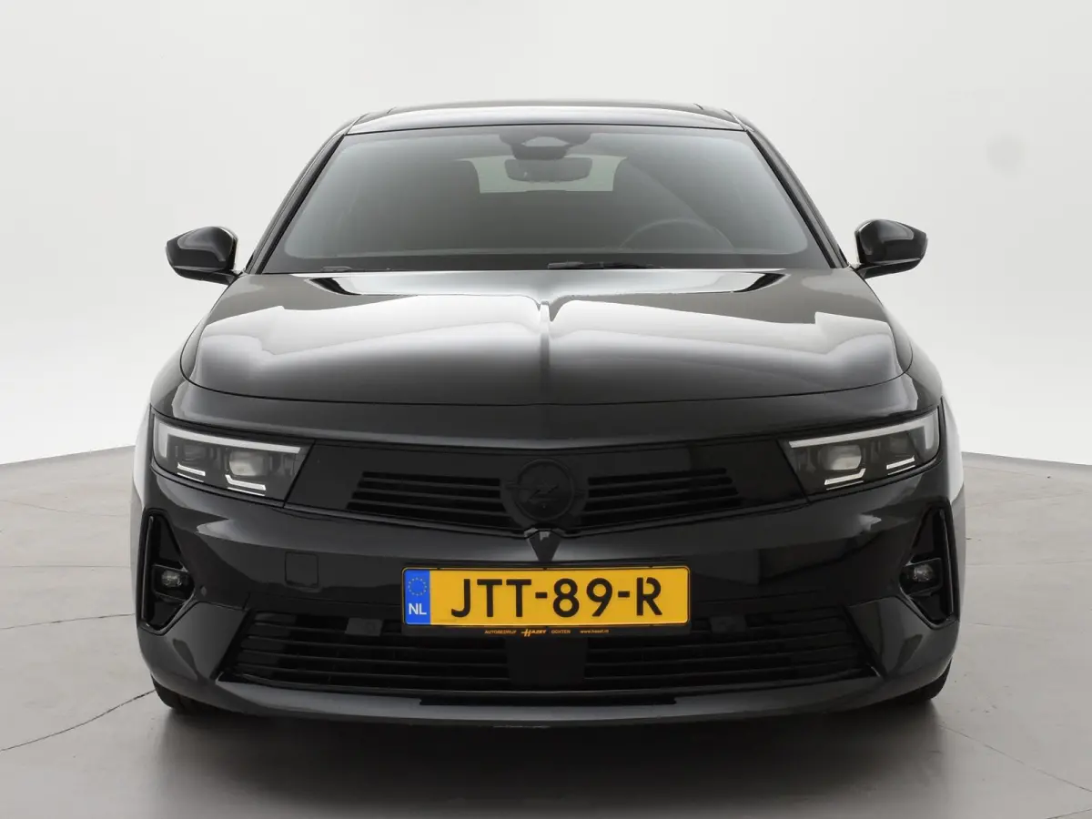 1.2 ULTIMATE AUT. + PANORAMA | HEAD-UP | ADAPTIVE CRUISE | CARPLAY | 360 CAMERA