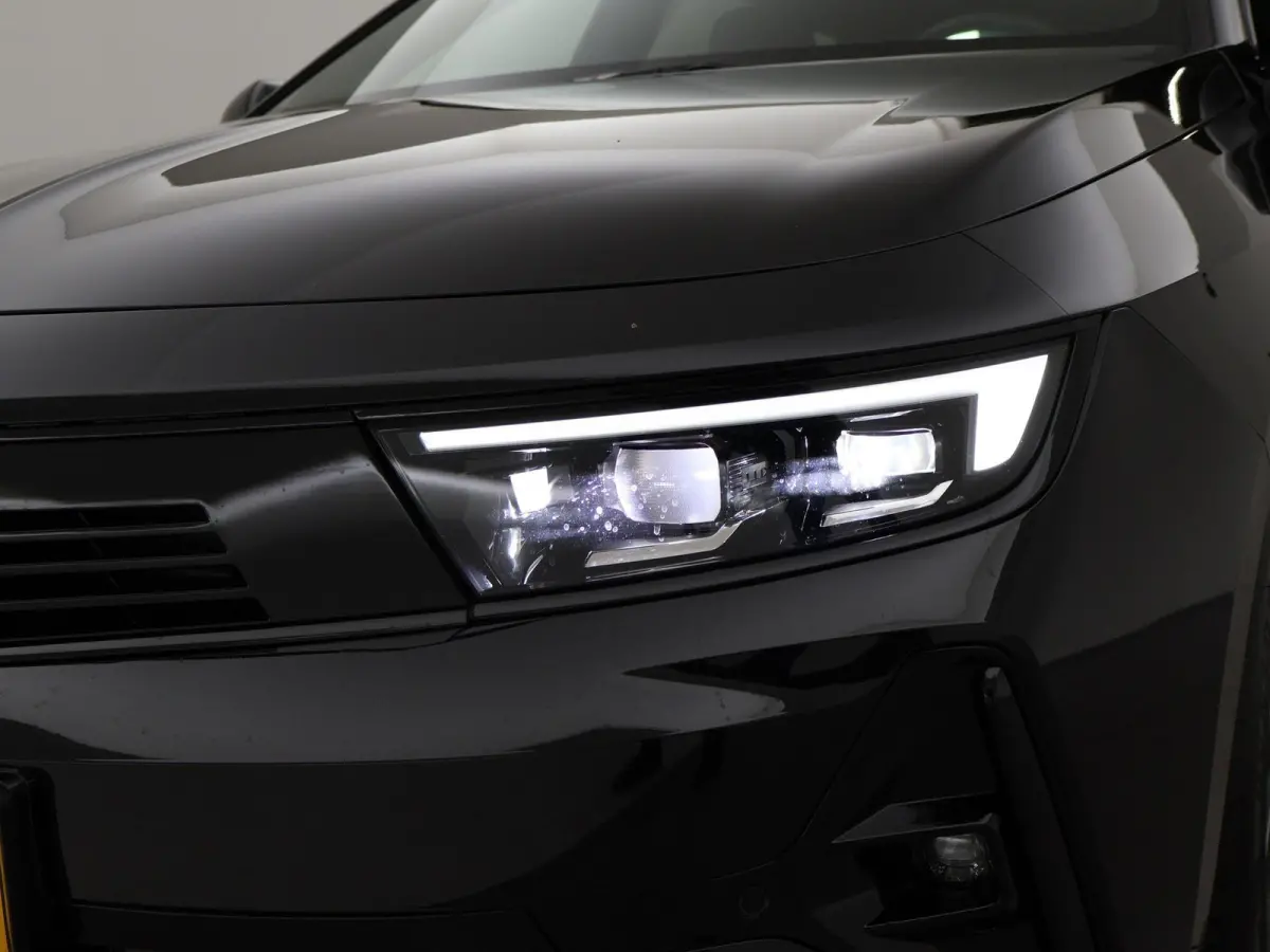 1.2 ULTIMATE AUT. + PANORAMA | HEAD-UP | ADAPTIVE CRUISE | CARPLAY | 360 CAMERA