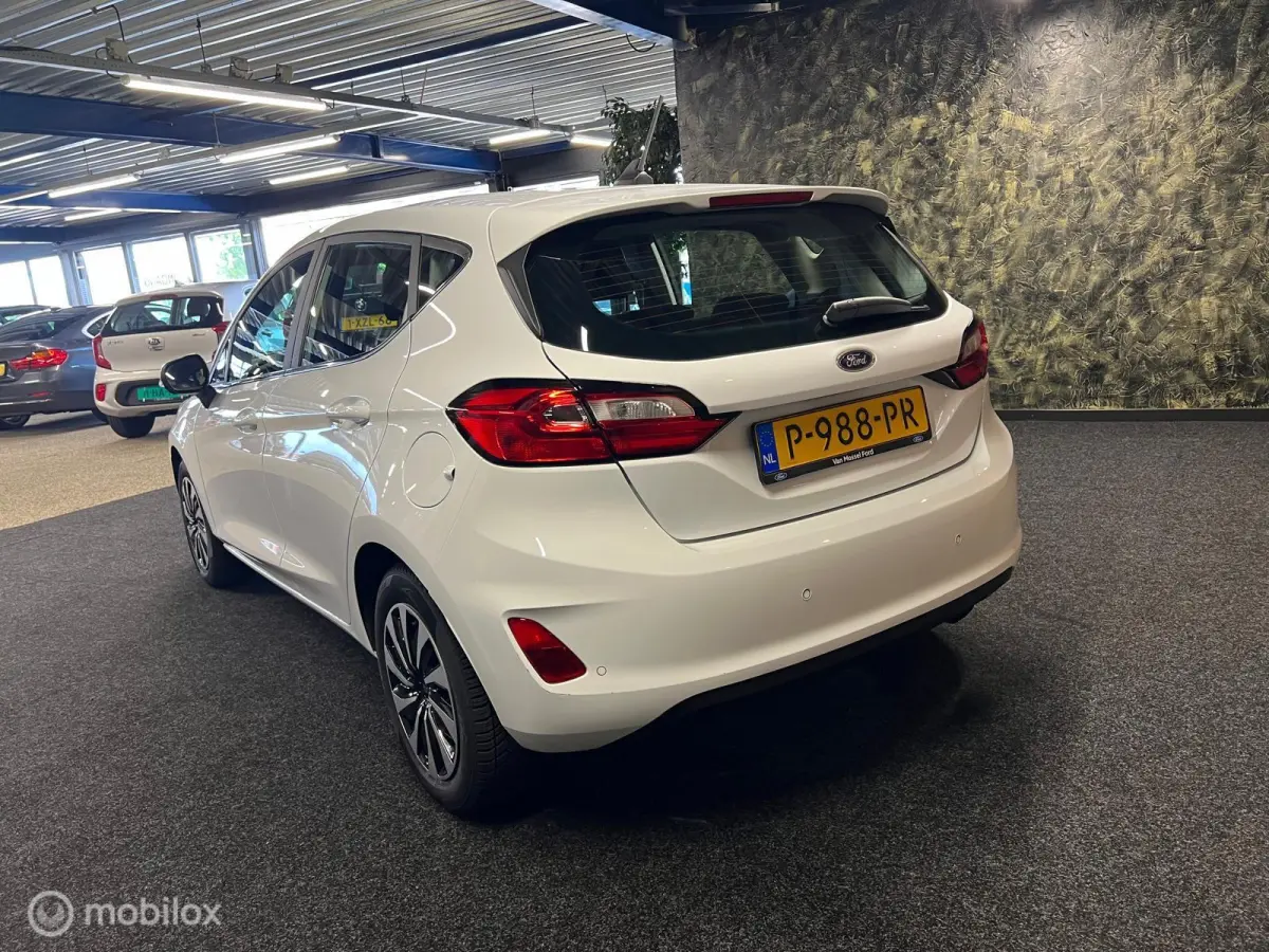 1.0 EcoBoost Hybrid Titanium-NAVI-CRUISE-AIRCO-CARPLAY-BLUETOOTH