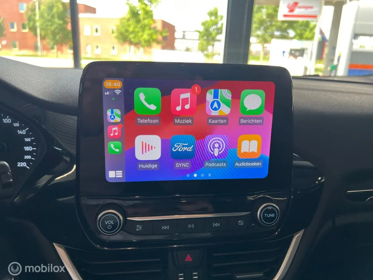 1.0 EcoBoost Hybrid Titanium-NAVI-CRUISE-AIRCO-CARPLAY-BLUETOOTH
