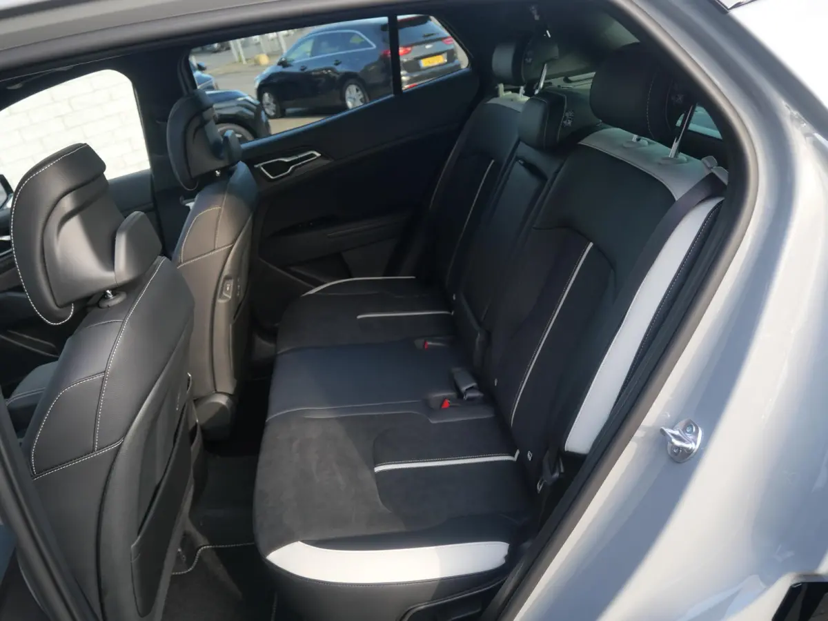 1.6 T-GDi Hybrid GT-Line | Schuif/kantel | Navi | Clima | Camera | Carplay