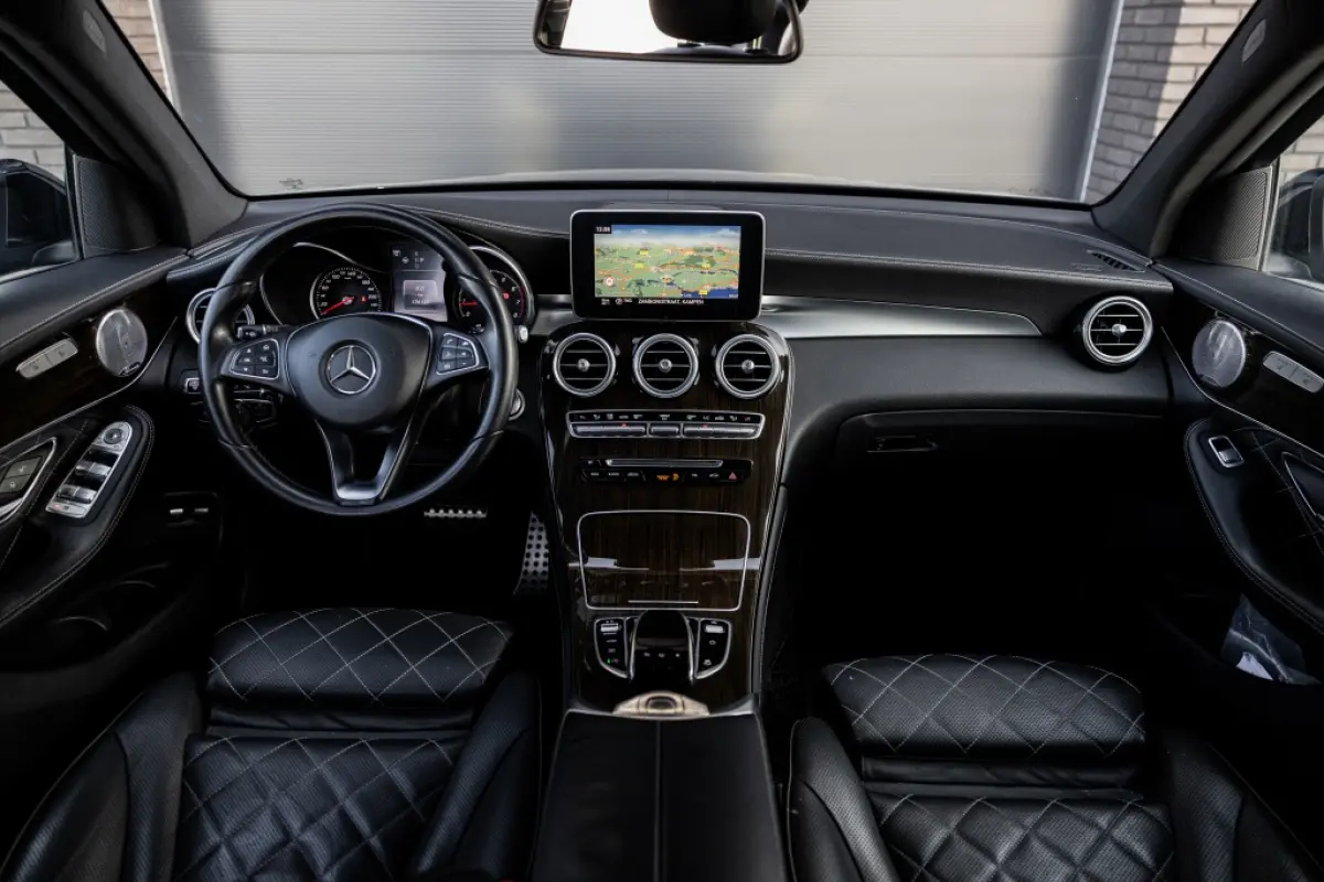 250 4MATIC Edition 1 | Burmester | Luchtvering | Designo |