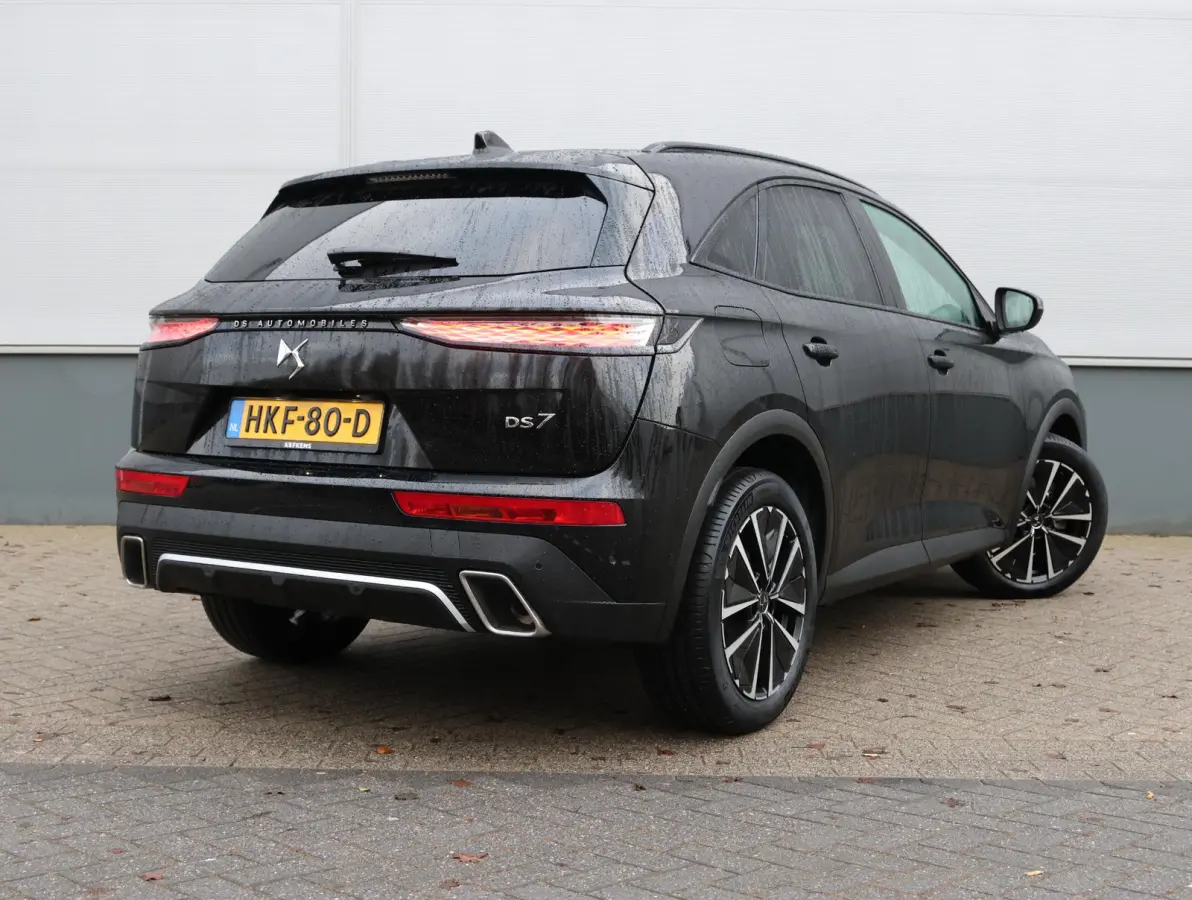 1.6 PHEV 225 Ligne Business | Alcantara bekleding | Navigatie | Dodehoeksensor | Elektrische achterklep | Verwarmde voorstoelen | Apple Carplay/Android Auto