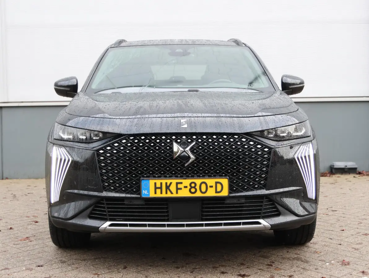 1.6 PHEV 225 Ligne Business | Alcantara bekleding | Navigatie | Dodehoeksensor | Elektrische achterklep | Verwarmde voorstoelen | Apple Carplay/Android Auto