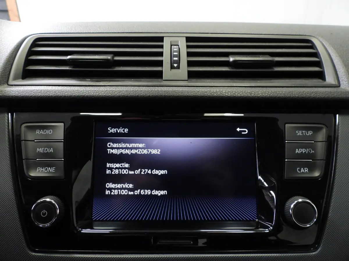 1.0 TSI Active Launch NAVI-APP/AIRCO/CRUISE/TREKHAAK!