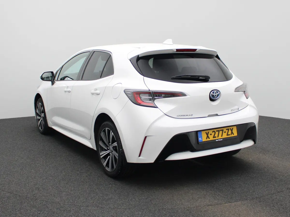 1.8 Hybrid Dynamic | NAVIGATIE | CAMERA | STOELVERWARMING | CLIMATE