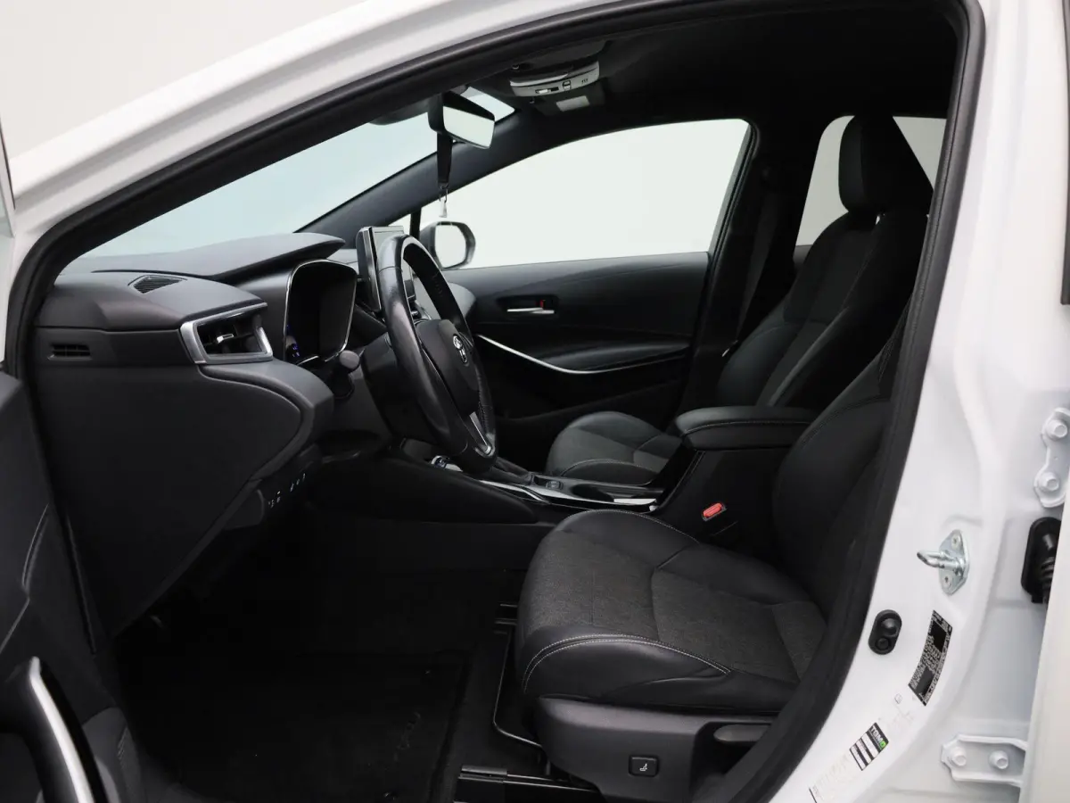 1.8 Hybrid Dynamic | NAVIGATIE | CAMERA | STOELVERWARMING | CLIMATE