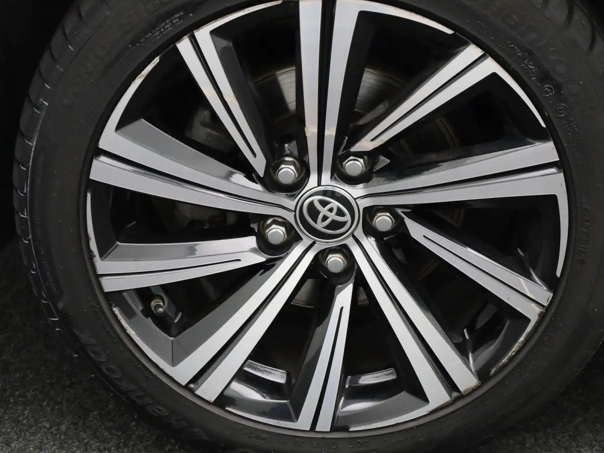 1.8 Hybrid Dynamic | NAVIGATIE | CAMERA | STOELVERWARMING | CLIMATE