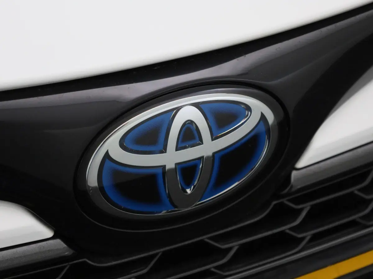 1.8 Hybrid Dynamic | NAVIGATIE | CAMERA | STOELVERWARMING | CLIMATE