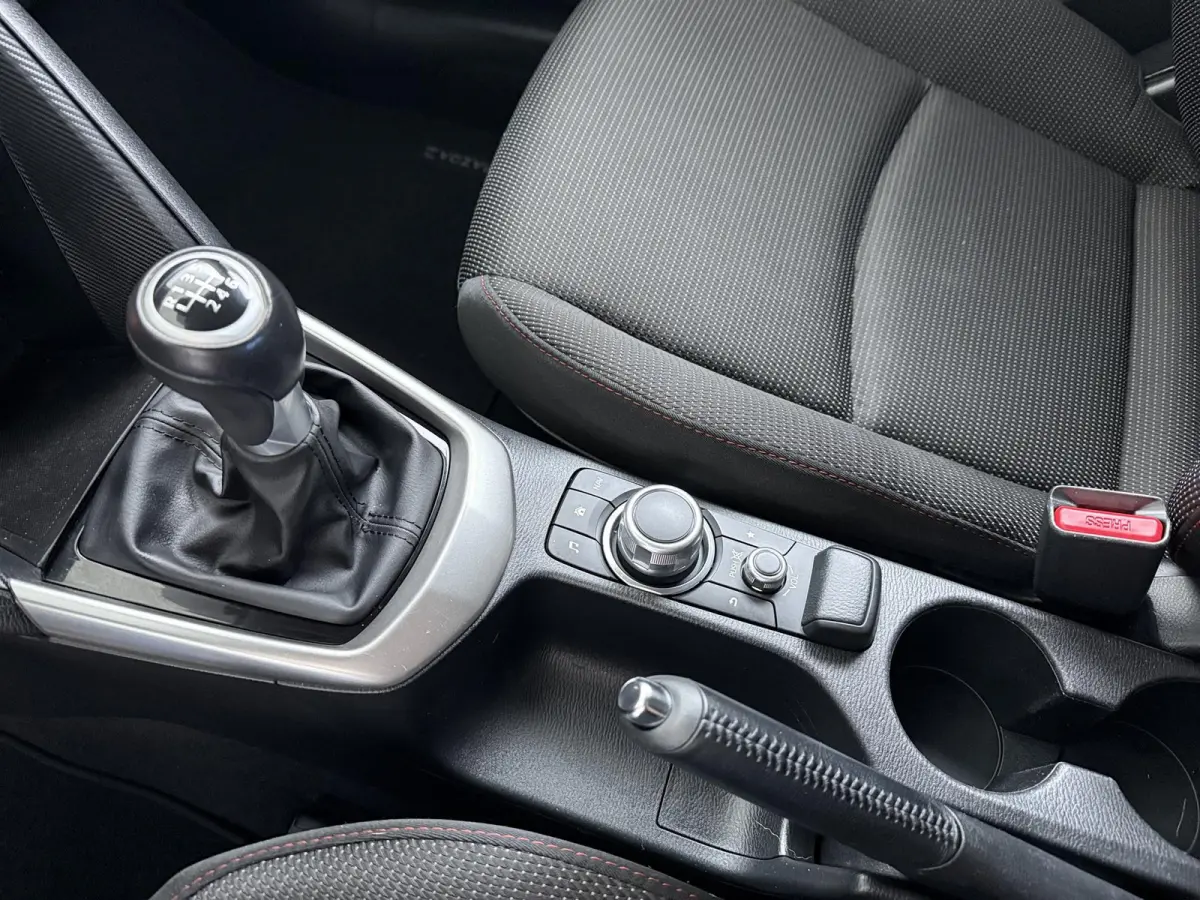 1.5 Skyactiv-G Sportive | Parkeercamera | Lichtmetalen Velgen |