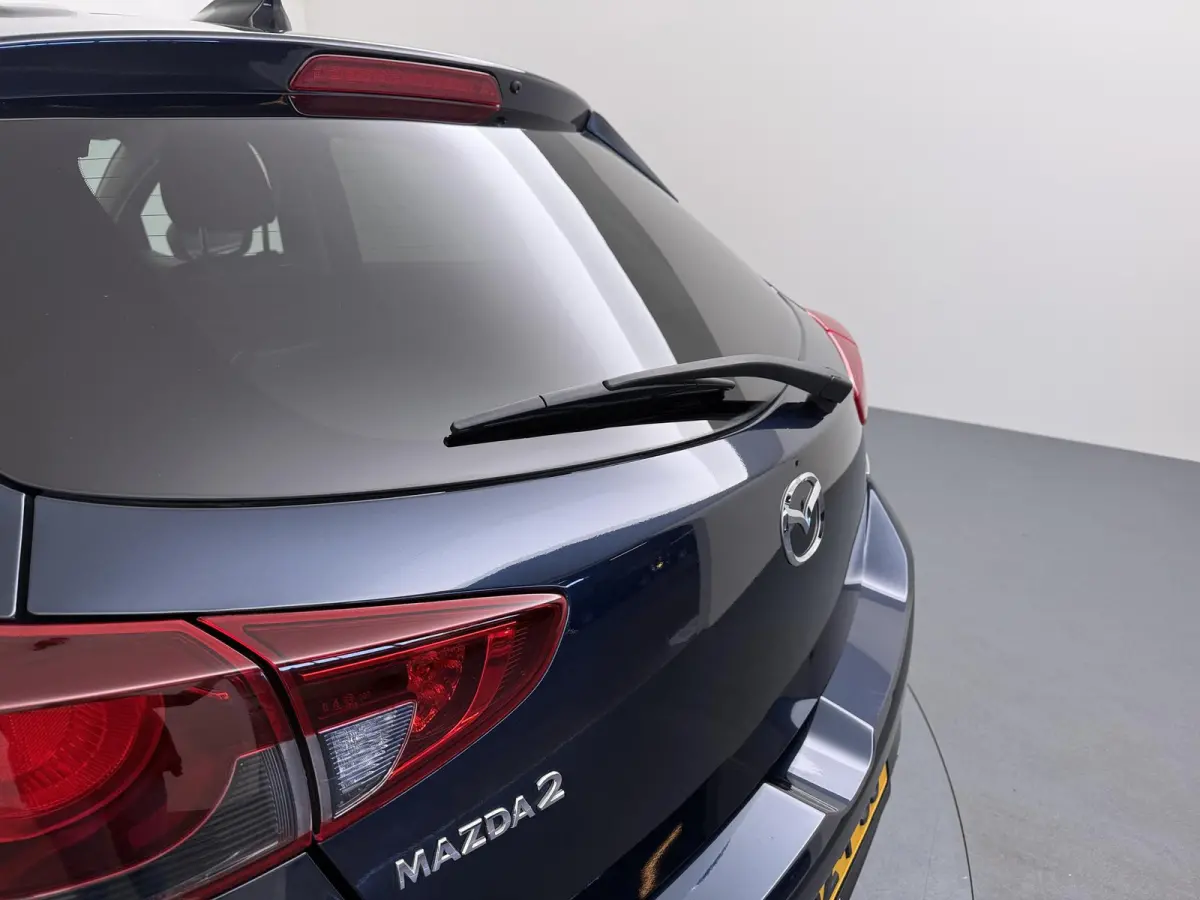 1.5 Skyactiv-G Sportive | Parkeercamera | Lichtmetalen Velgen |