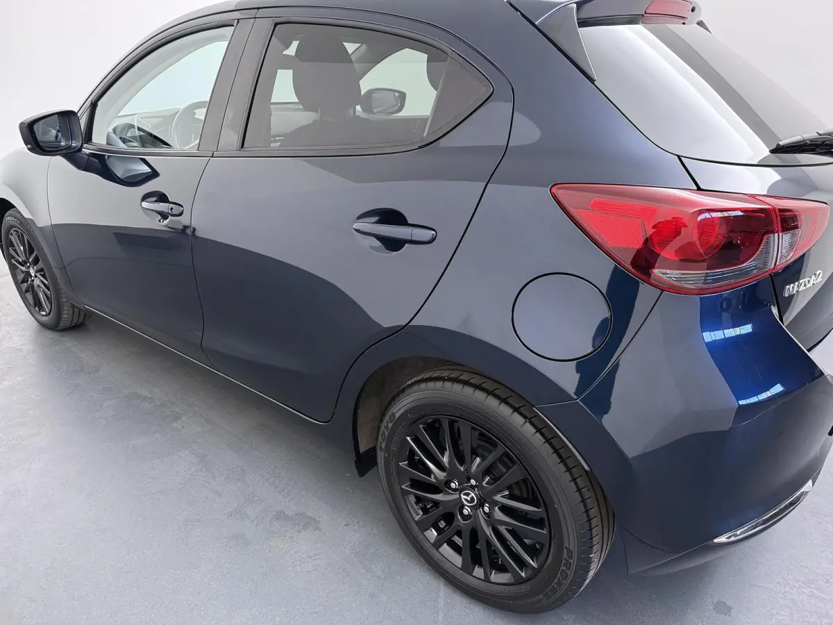 1.5 Skyactiv-G Sportive | Parkeercamera | Lichtmetalen Velgen |