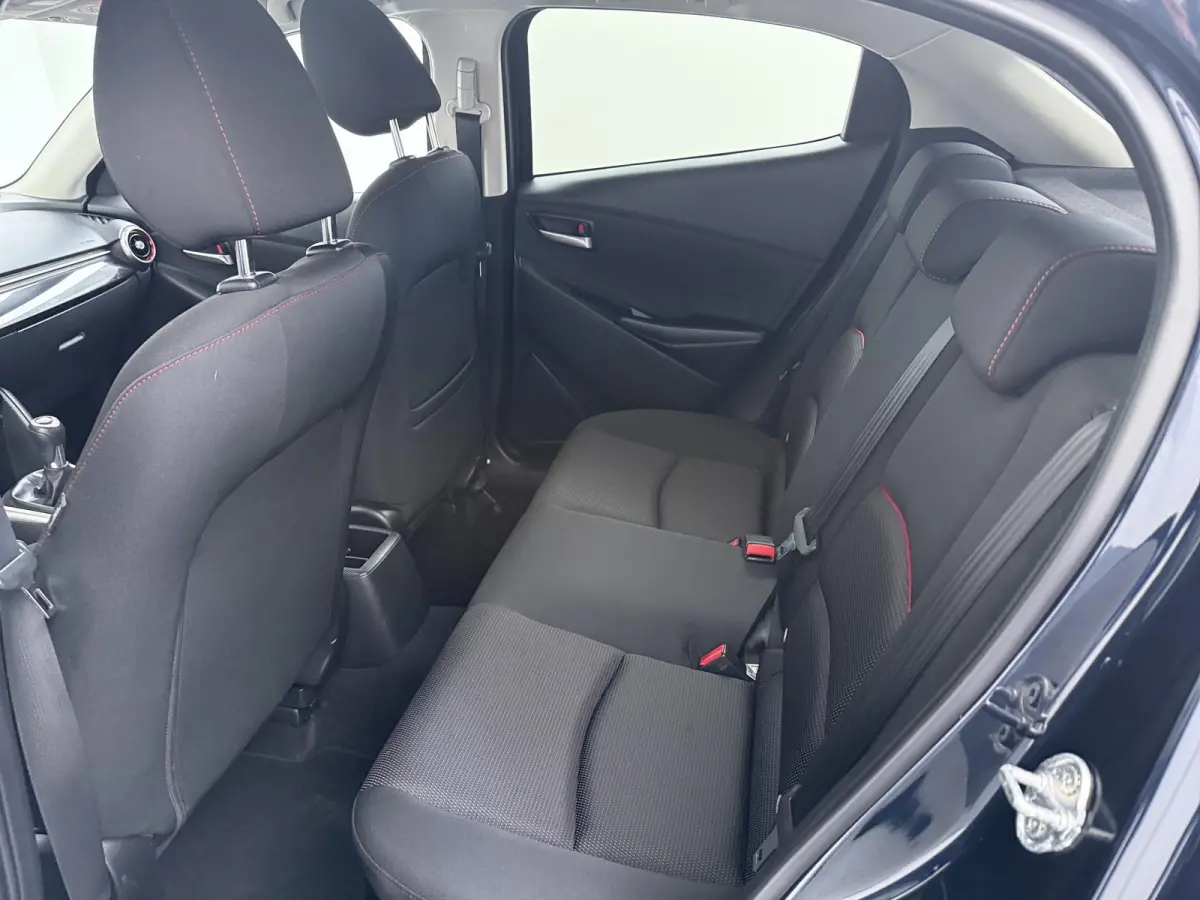1.5 Skyactiv-G Sportive | Parkeercamera | Lichtmetalen Velgen |