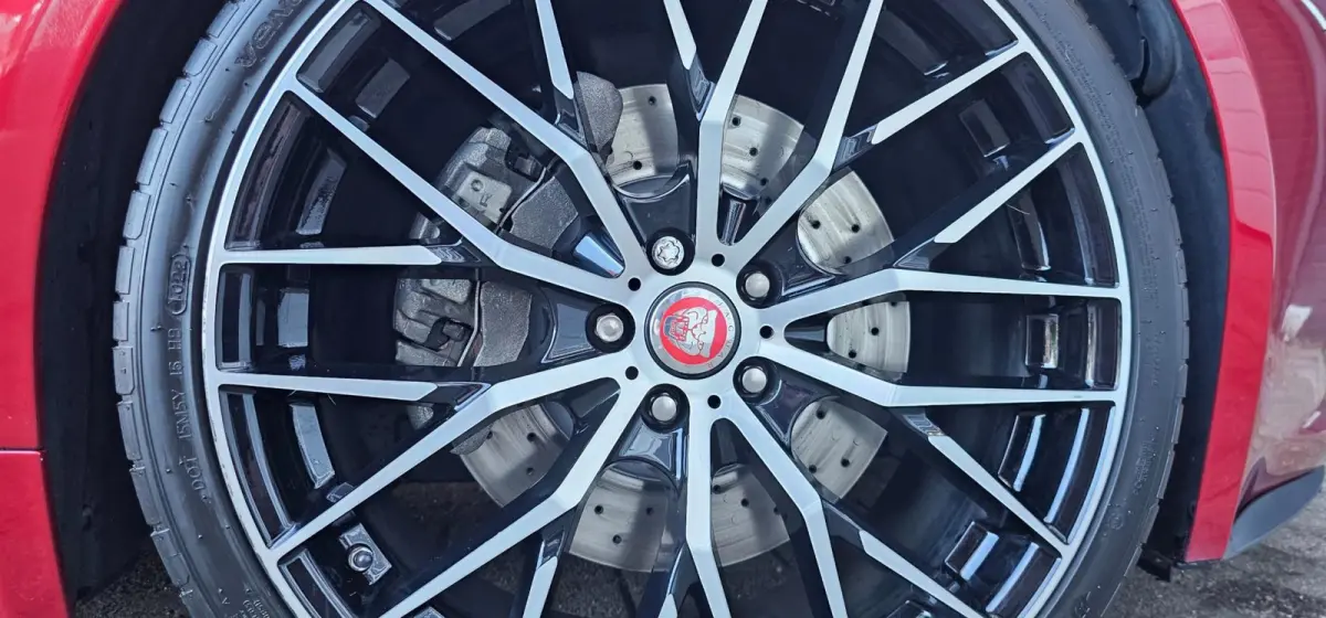 3.0 V6 Full options 21" LM Velgen Performance Remmen