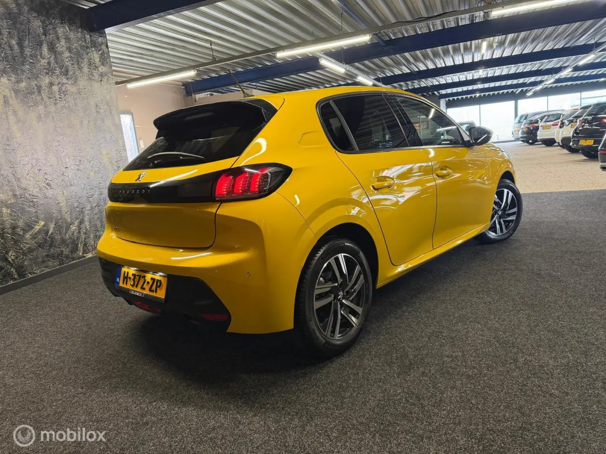 1.2 PureTech Blue Lease Allure