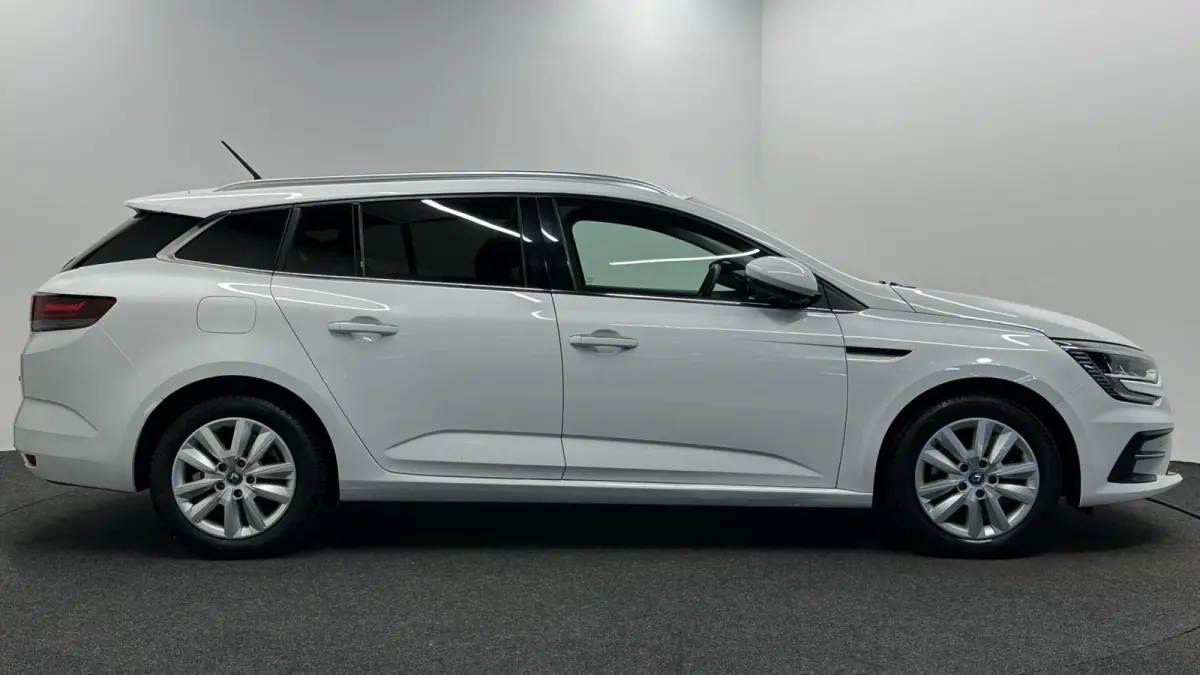 Estate 1.6 Plug-In Hybrid 160 Business Zen SOH 91% CAMERA TREKHAAK CRUISE LM ECC NAVI CARPLAY.