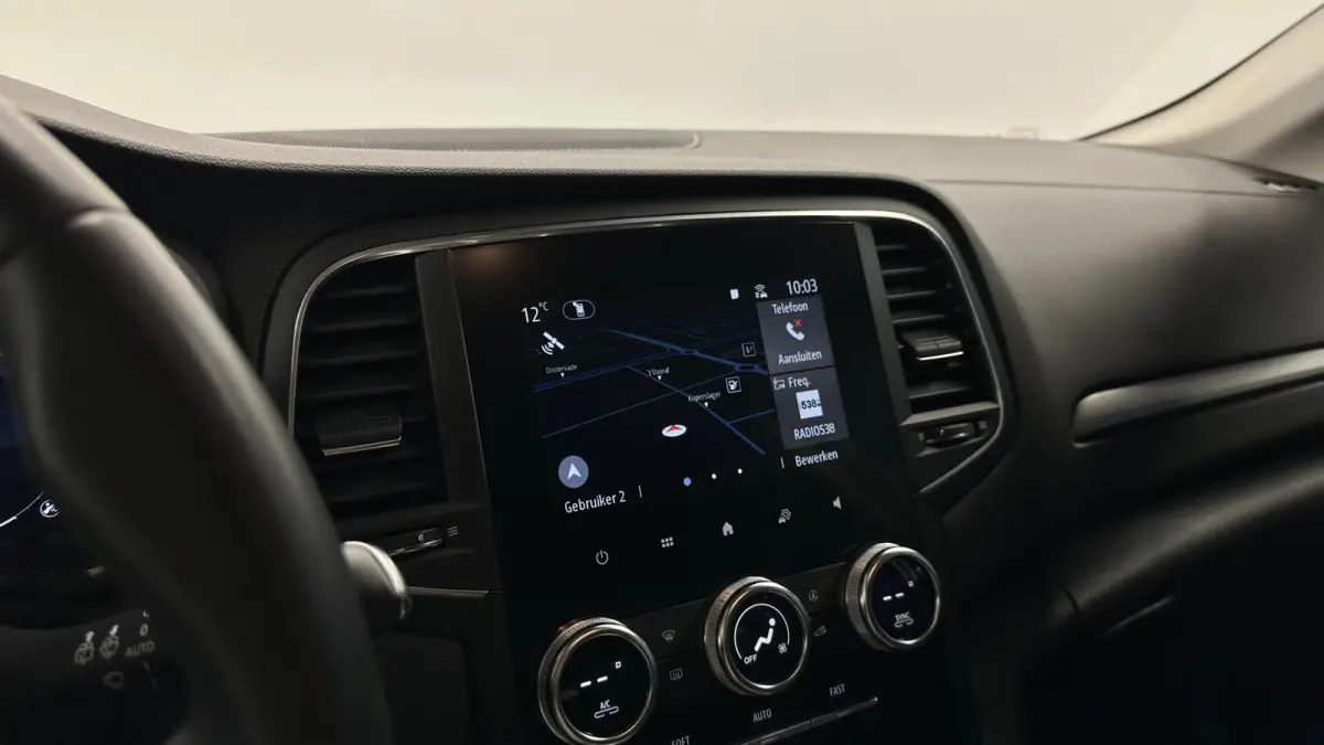 Estate 1.6 Plug-In Hybrid 160 Business Zen SOH 91% CAMERA TREKHAAK CRUISE LM ECC NAVI CARPLAY.
