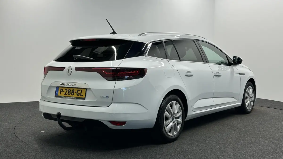 Estate 1.6 Plug-In Hybrid 160 Business Zen SOH 91% CAMERA TREKHAAK CRUISE LM ECC NAVI CARPLAY.