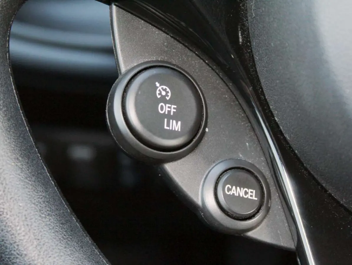1.0 Business Solution Airco/Cruise