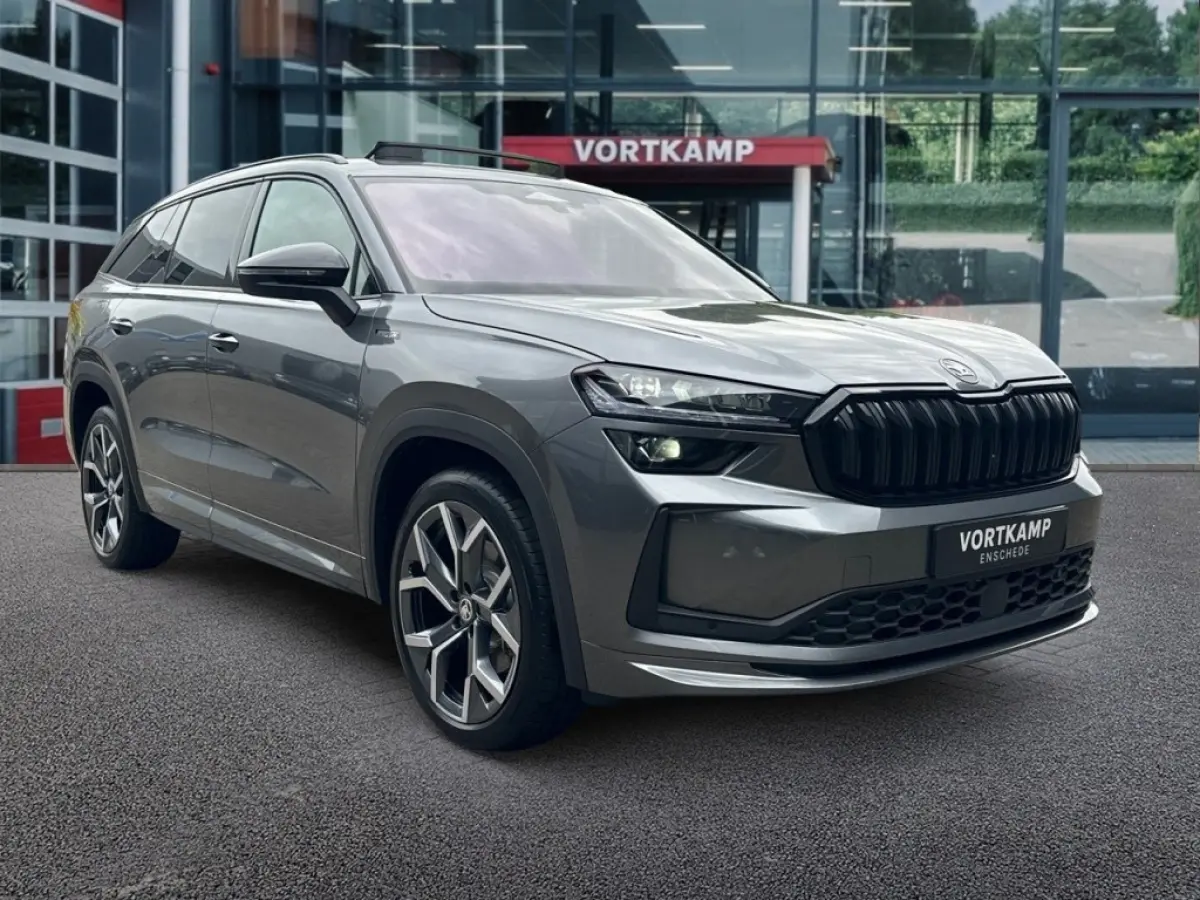 1.5 TSI IV SPORTLINE FISCAAL LAAG!! TREKHAAK/360CAMERA/PANO-DAK/ELEK-KLEP/ACC