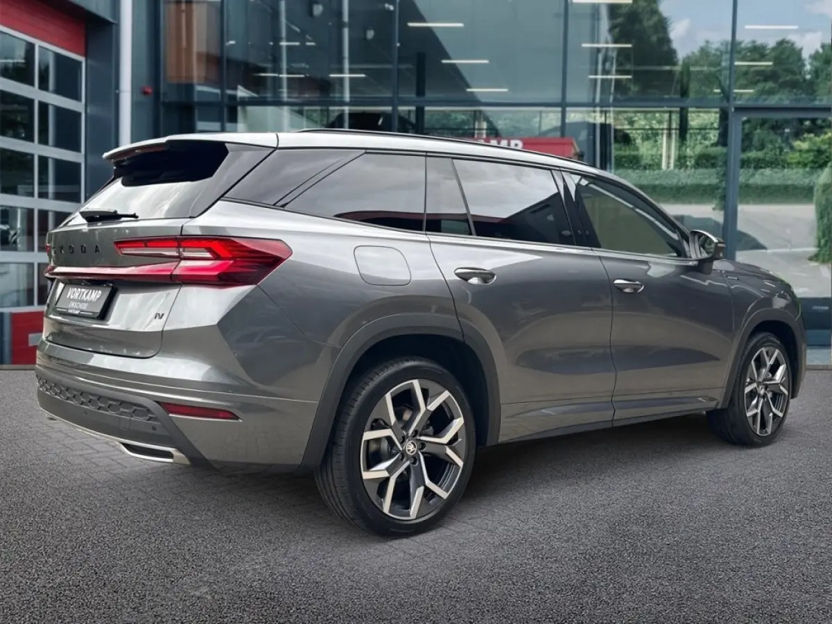 1.5 TSI IV SPORTLINE FISCAAL LAAG!! TREKHAAK/360CAMERA/PANO-DAK/ELEK-KLEP/ACC
