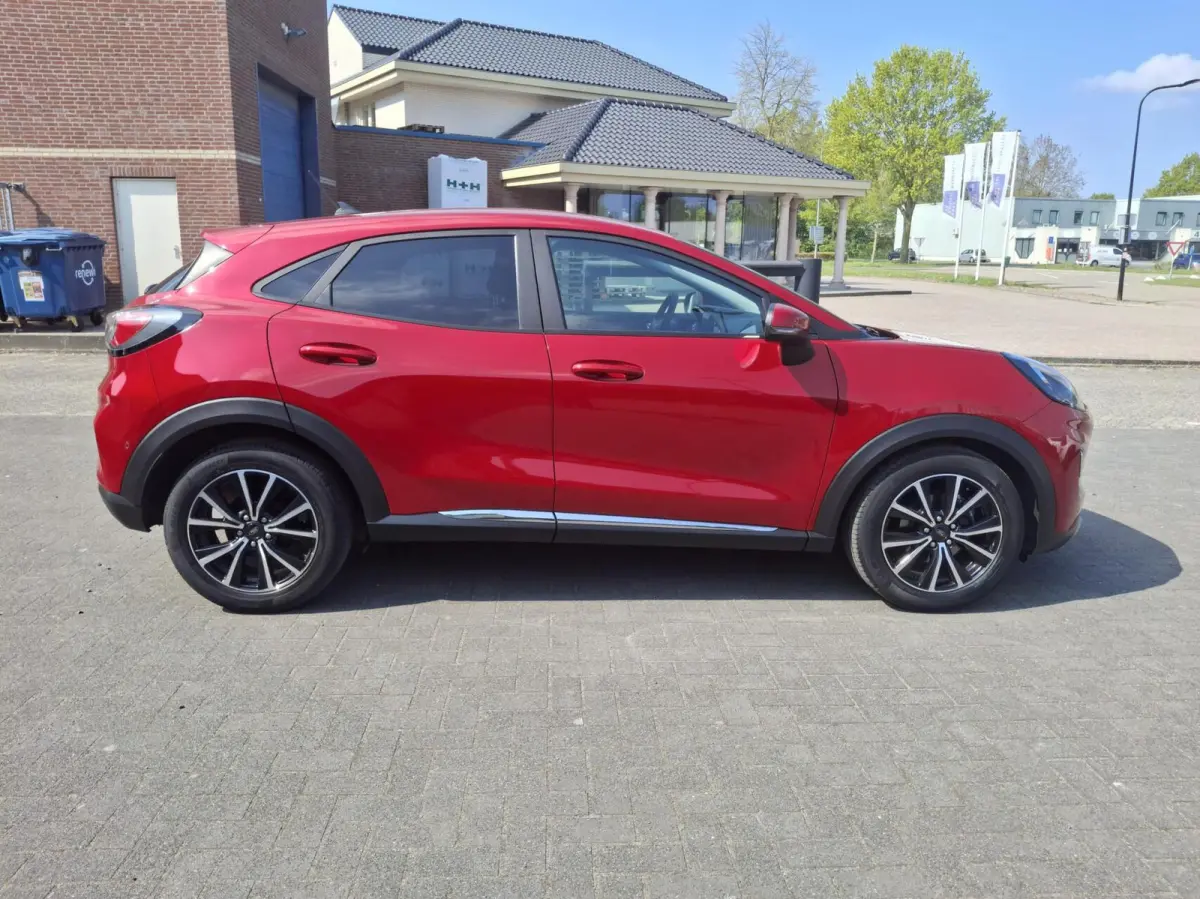 1.0 EcoBoost Titanium