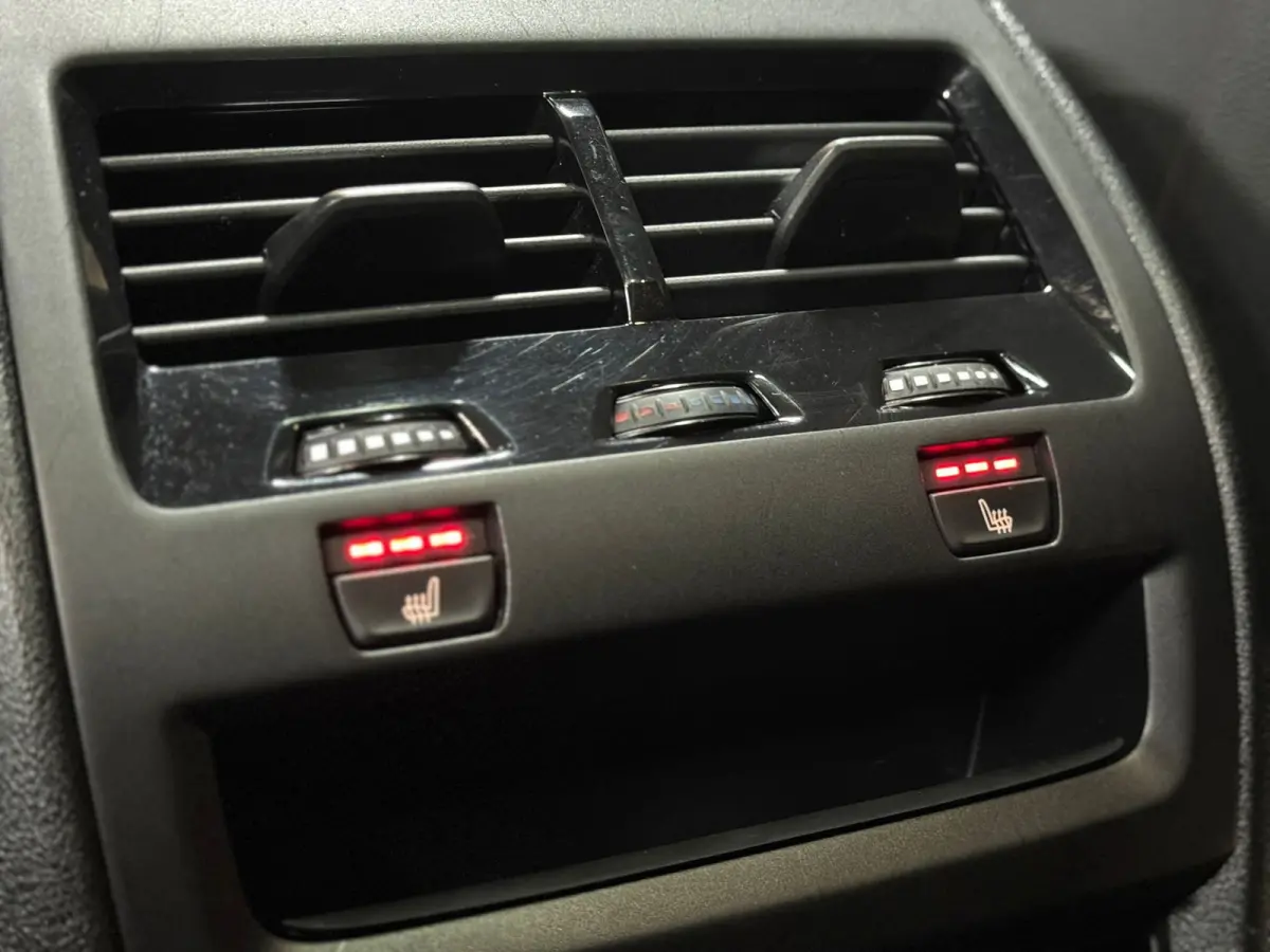XDrive45e High Executive|PANO|TREKHAAK|KEYLESS|VOL