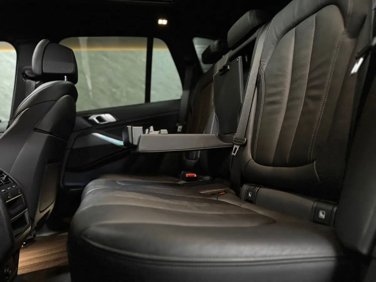 XDrive45e High Executive|PANO|TREKHAAK|KEYLESS|VOL