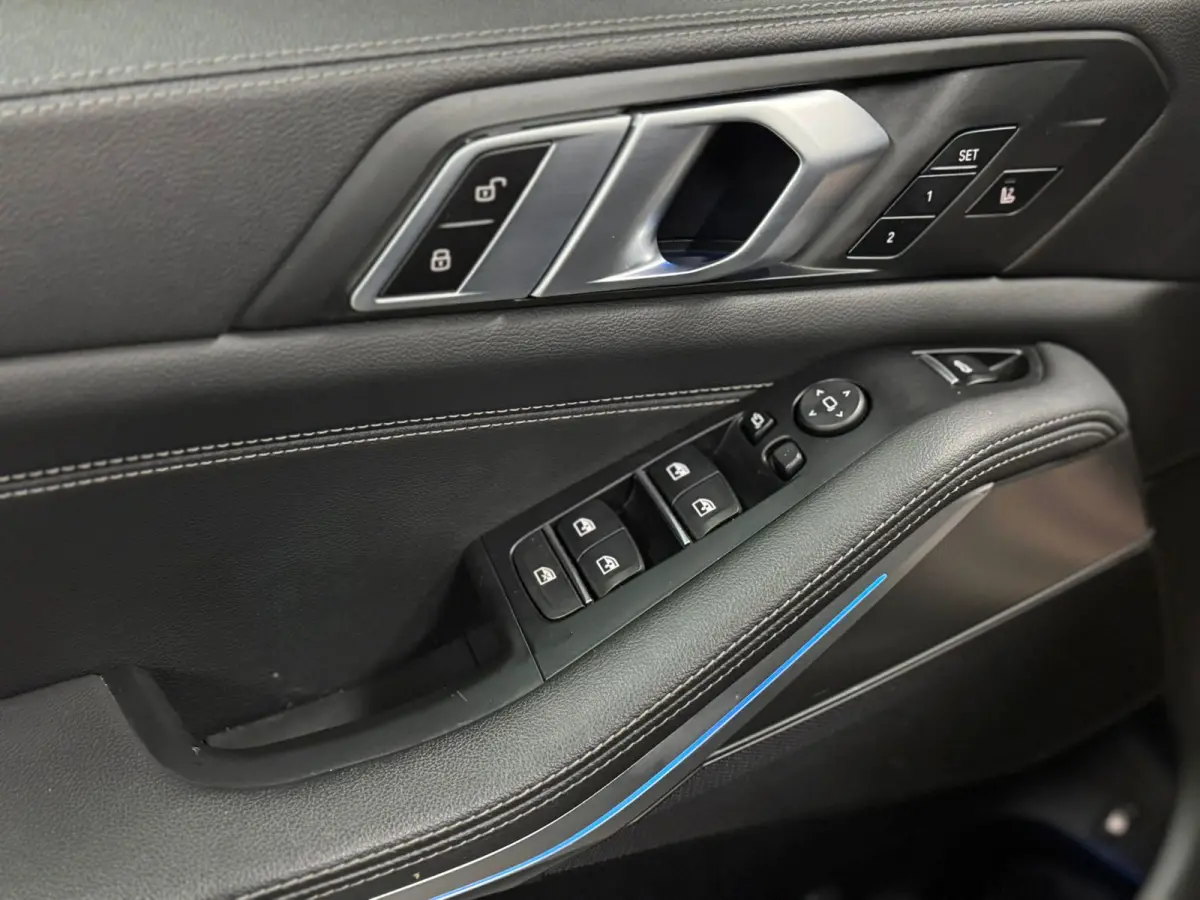 XDrive45e High Executive|PANO|TREKHAAK|KEYLESS|VOL