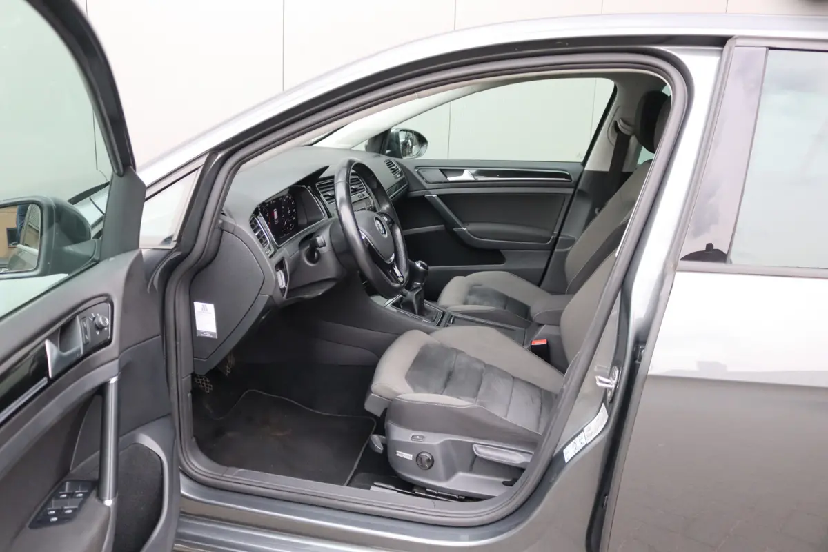 1.5 TSI 150PK Highline Business R Navigatie/Camera/Stoelverwarming/Adaptive-cruisecontrol