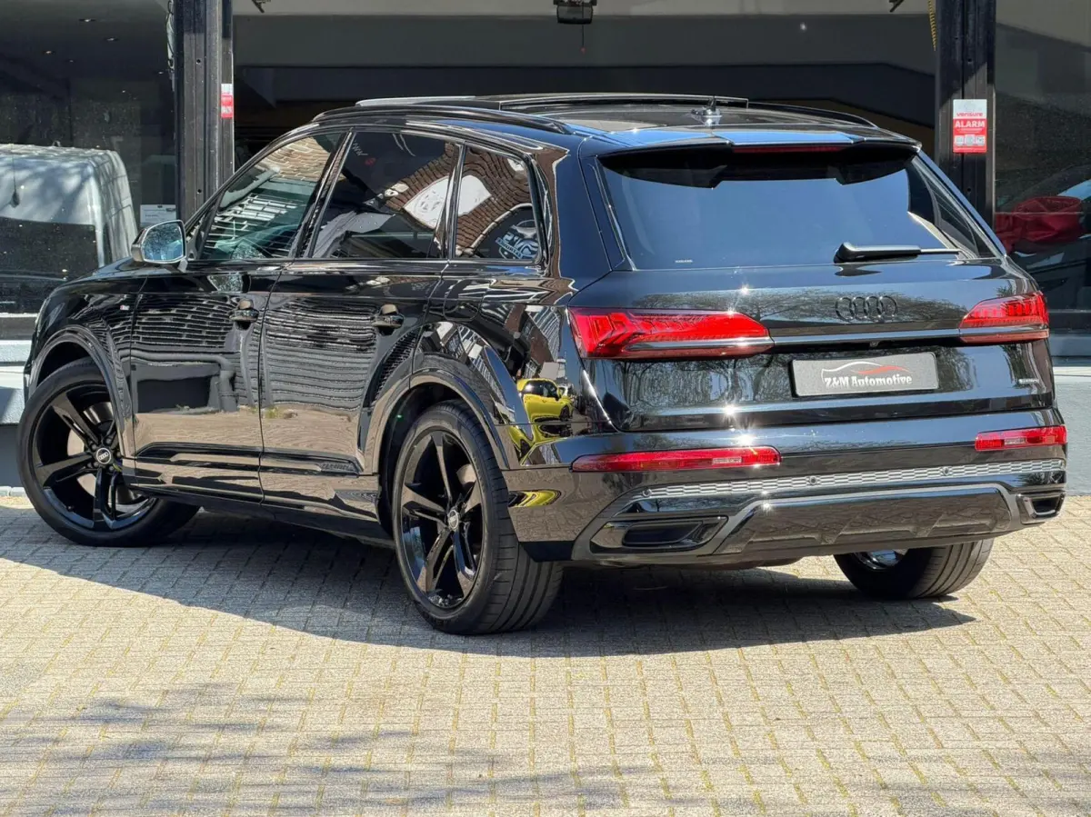 S line 55 TFSI e Quattro Black Optik Aut*Navi*Matrix*Pano