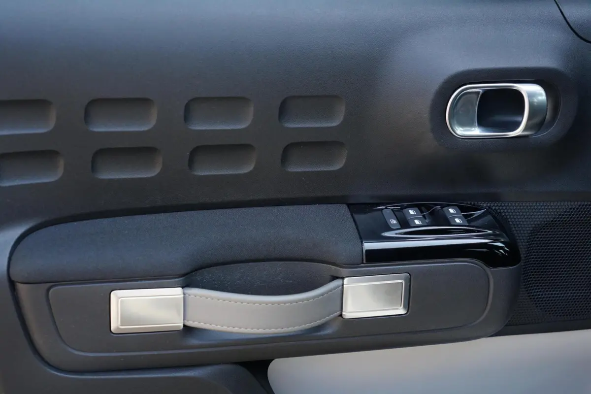 1.2 PureTech Shine, NL, cam. CarPlay, trekh. dis. v.v.