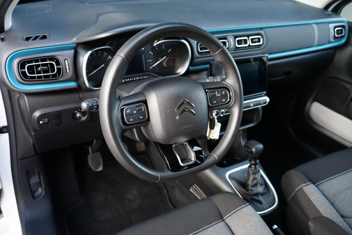 1.2 PureTech Shine, NL, cam. CarPlay, trekh. dis. v.v.