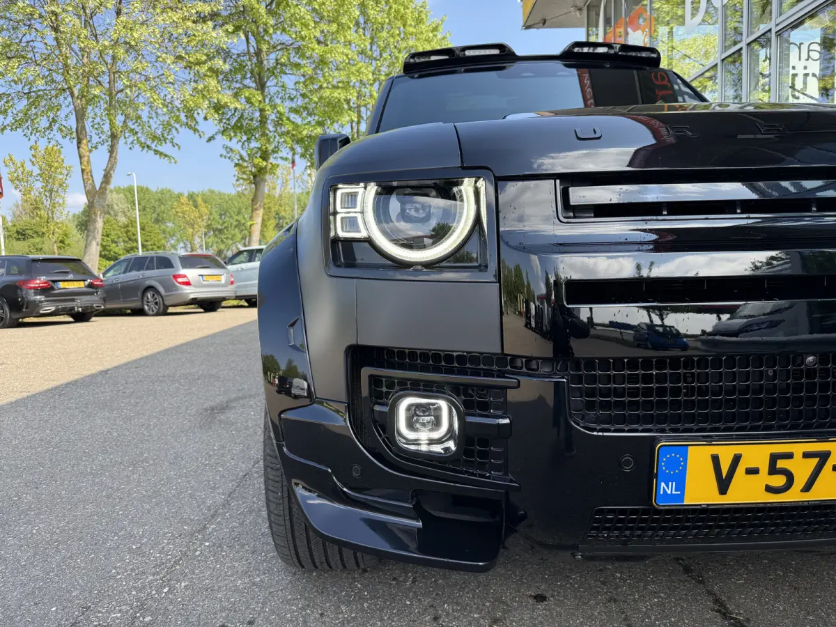 5.0 P525 V8 URBAN | Commercial | Full Option | Milltek