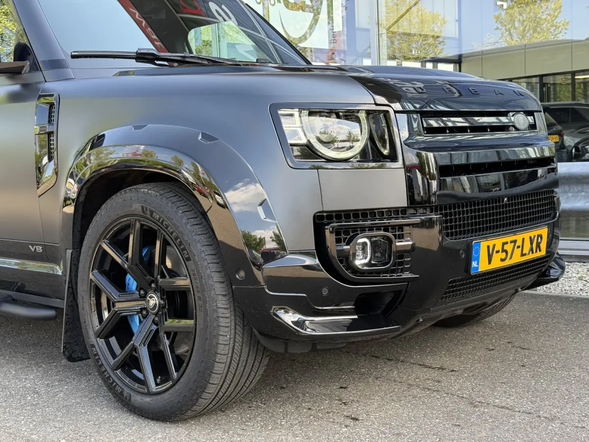 5.0 P525 V8 URBAN | Commercial | Full Option | Milltek