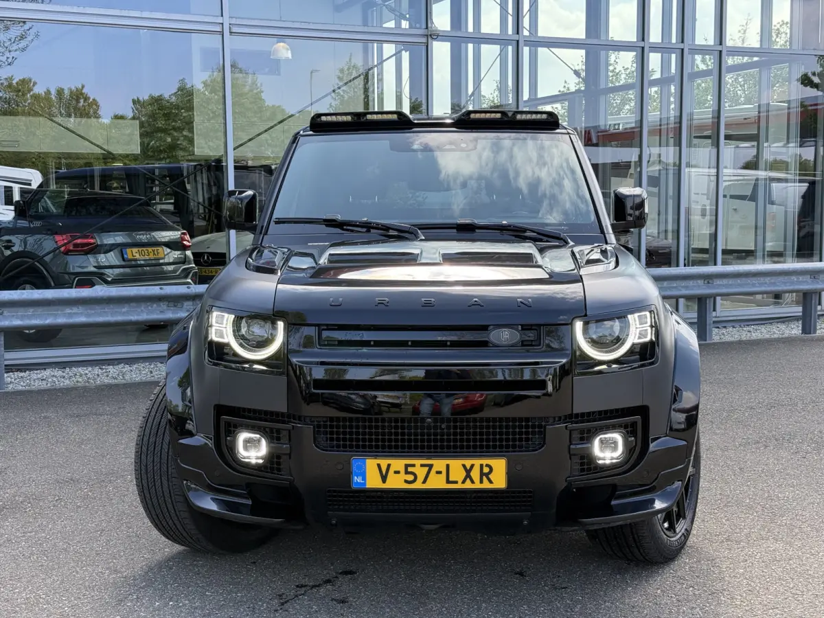5.0 P525 V8 URBAN | Commercial | Full Option | Milltek