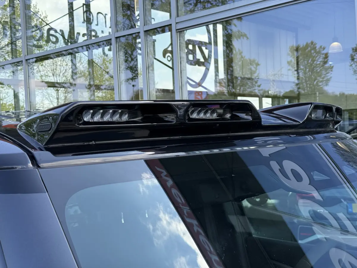 5.0 P525 V8 URBAN | Commercial | Full Option | Milltek