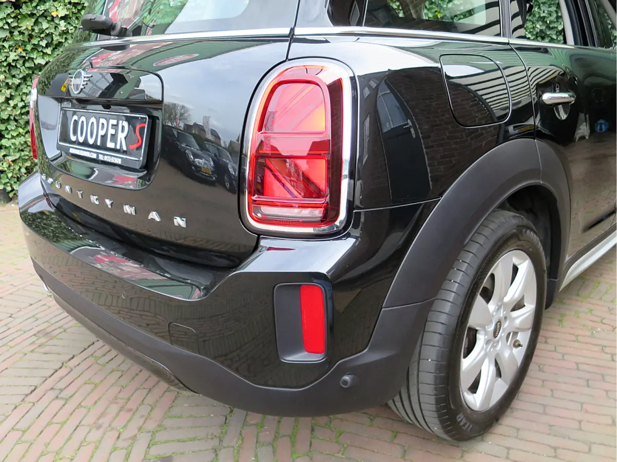 1.5 Cooper SE ALL4 Essential LCI met Adap.cruise, DAB, A.cam, El.stoel, 17"