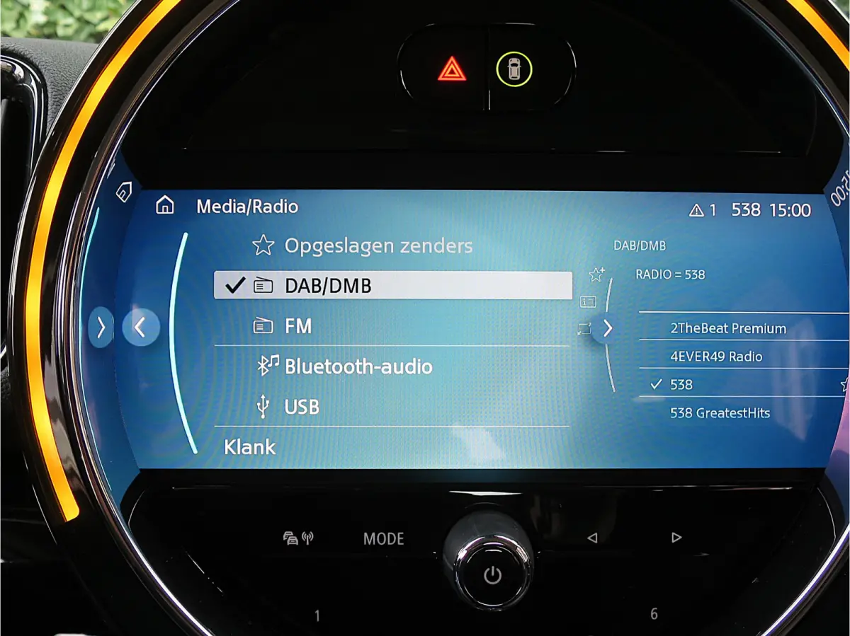 1.5 Cooper SE ALL4 Essential LCI met Adap.cruise, DAB, A.cam, El.stoel, 17"