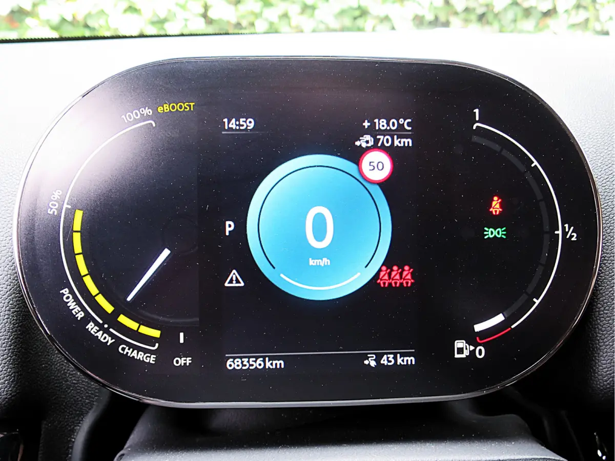 1.5 Cooper SE ALL4 Essential LCI met Adap.cruise, DAB, A.cam, El.stoel, 17"