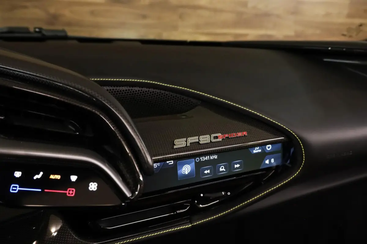 4.0 V8|Assetto Fiorano|Full Carbon|PPF|