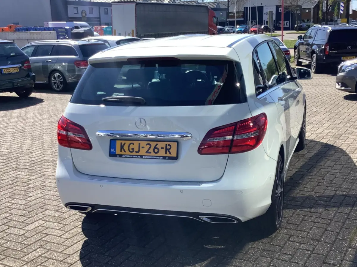 180 Ambition, led verlichting, parkeersensoren, stoelverwarming,