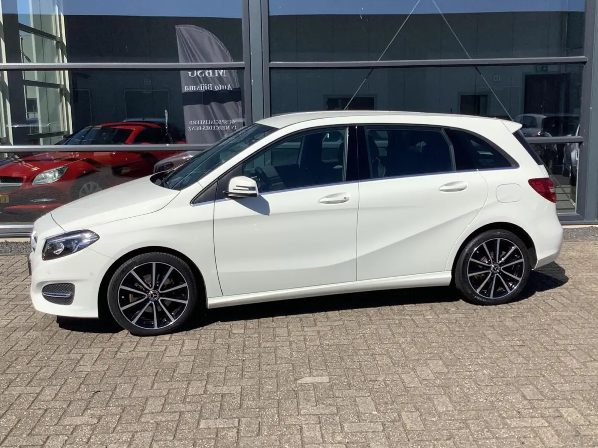180 Ambition, led verlichting, parkeersensoren, stoelverwarming,
