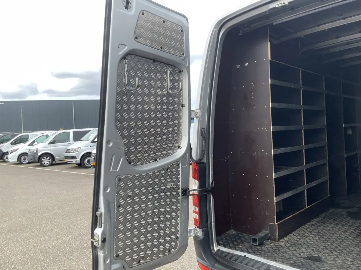 319 3.0 BlueTEC 366 L2 H2 Airco Cruise Trekhaak 2800 kg Side Bar Euro 6 Cilnders 6