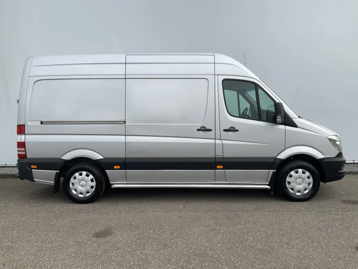 319 3.0 BlueTEC 366 L2 H2 Airco Cruise Trekhaak 2800 kg Side Bar Euro 6 Cilnders 6