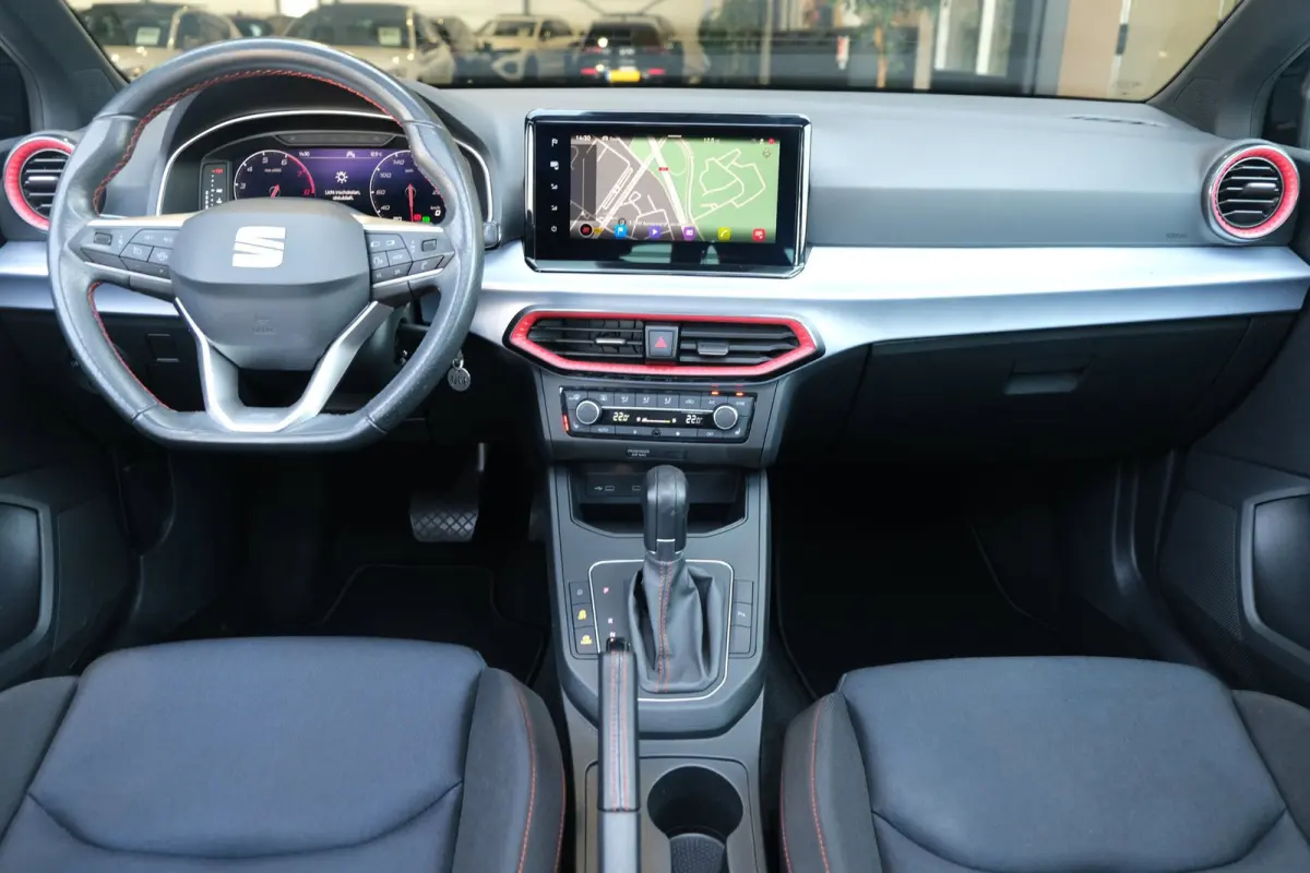 1.0 EcoTSI FR DSG Facelift Pano Led Navi Cam Cruise Stoelverwarming