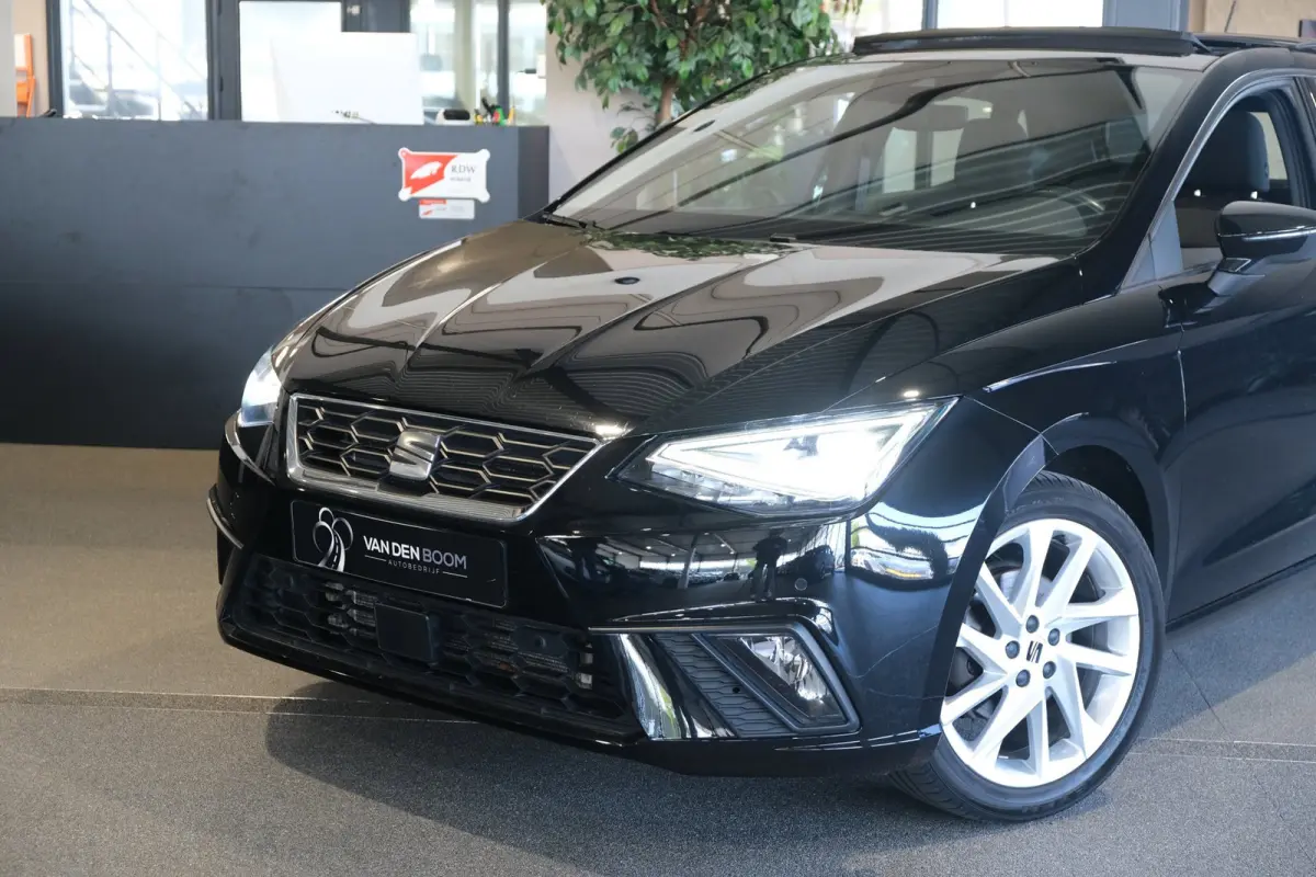 1.0 EcoTSI FR DSG Facelift Pano Led Navi Cam Cruise Stoelverwarming